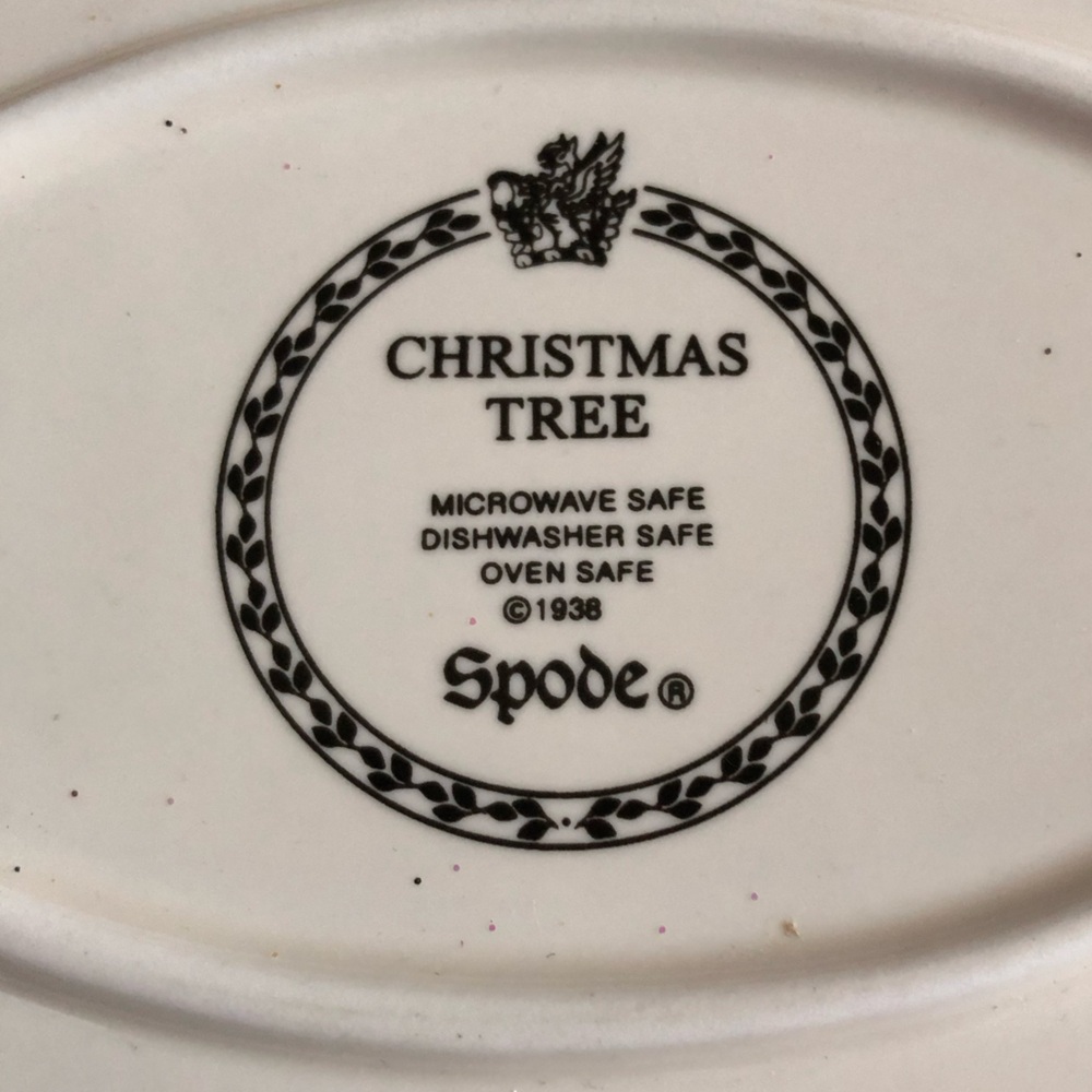 NWOT - Spode Christmas Tree Oval Rimmed Dish / Oven Safe - Picture 5 of 11